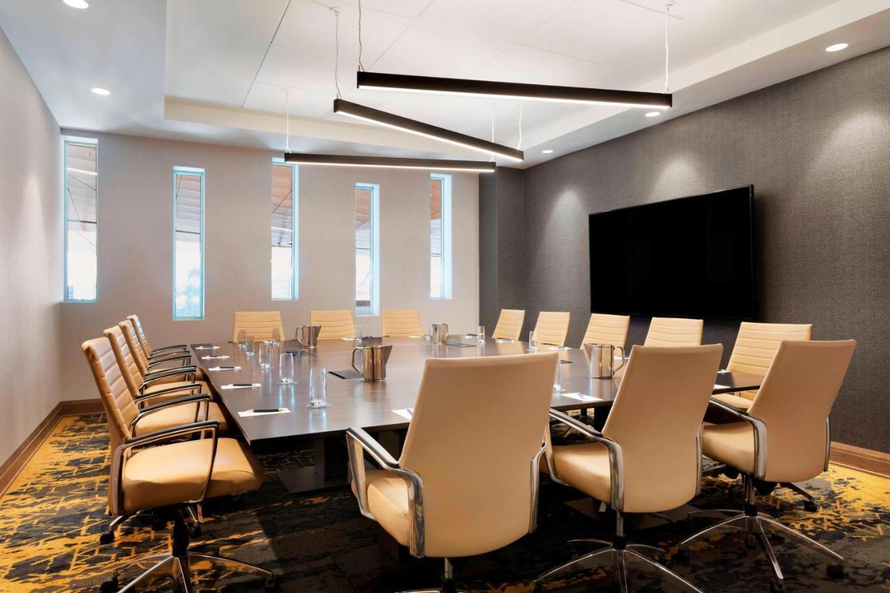 Sheraton Saint-Hyacinthe Hotel Екстер'єр фото